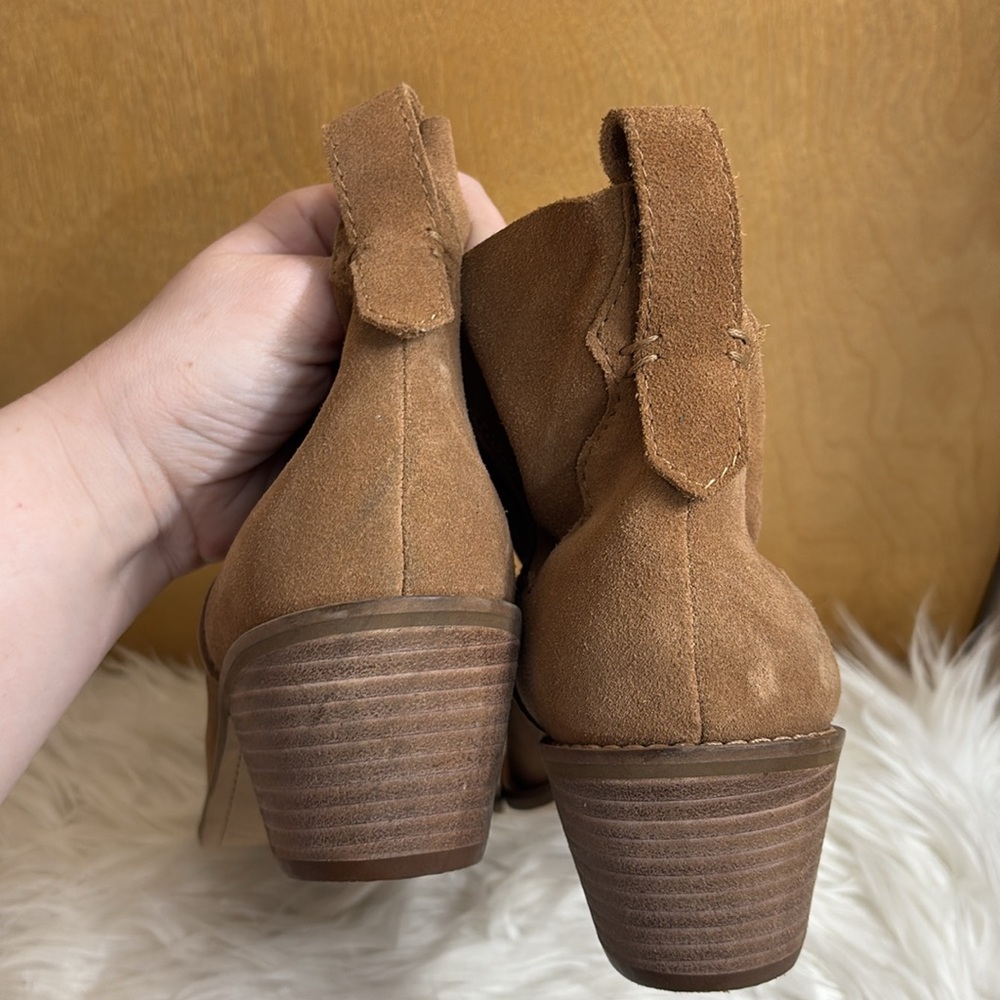 Kelsi Dagger Chestnut Suede Western Ankle Booties - Picture 6 of 13